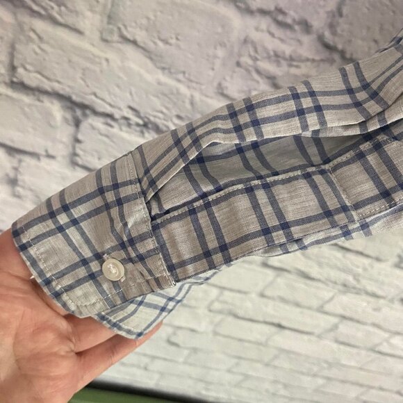 Frank & Eileen XS Barry Plaid Button Up - Picture 7 of 12